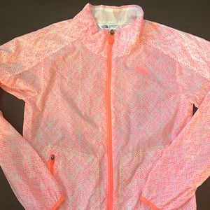 The North Face Women’s Wind Breaker-Size Small